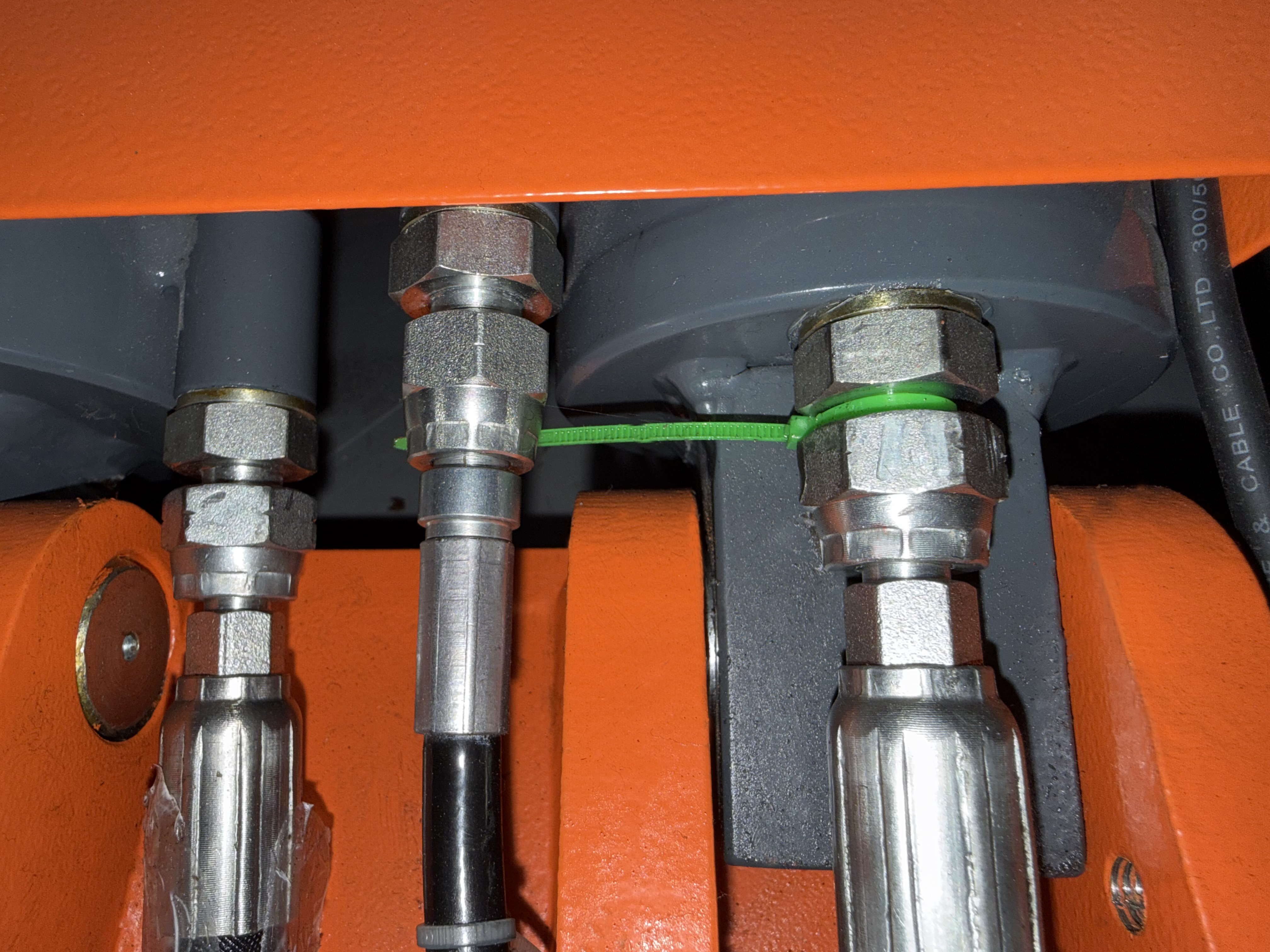 Anti-burst Hydraulic Valve